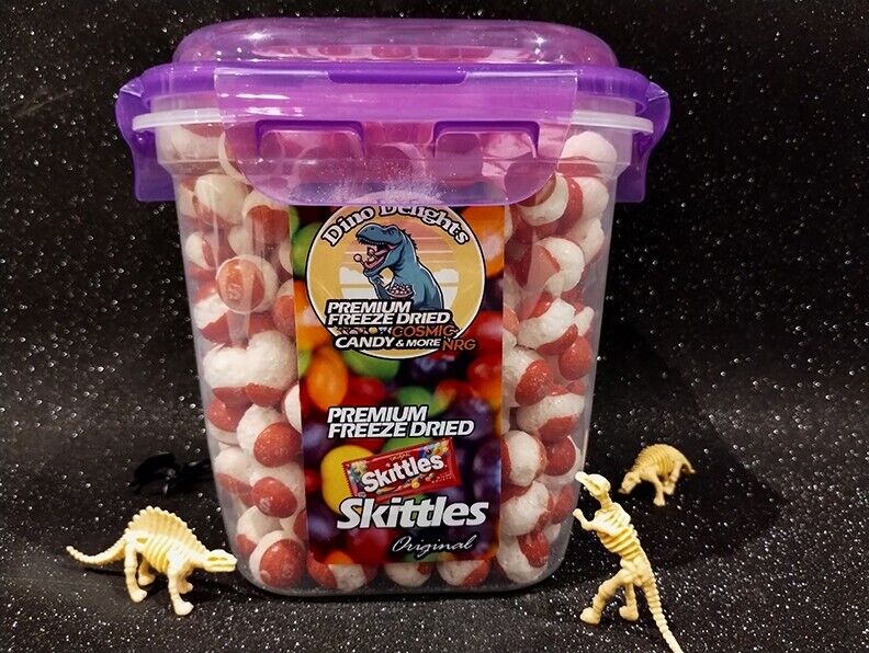 FREEZE DRIED VALENTINES DAY FINEST SKITTLEZ 54 OZ RED Original LOVE Candy Jar