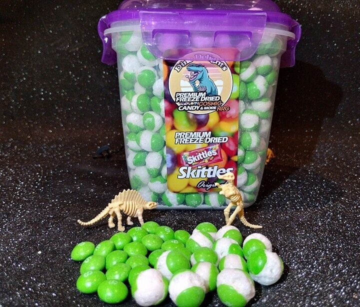 FREEZE DRIED ST PATRICK'S DAY FINEST SKITTLEZ 54 OZ IRISH GRN Original Candy Jar