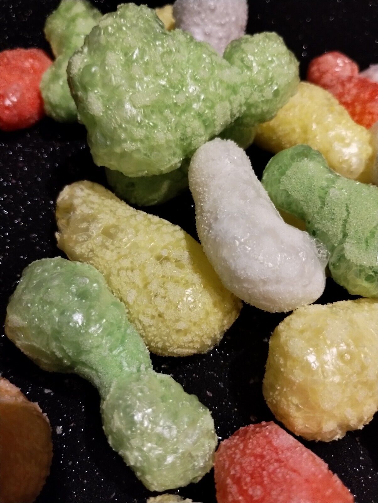 TWO (2) JARS of FREEZE-DRIED✌SOUR PATCH KIDS✌Original Candy 8oz Full Of Flavor!