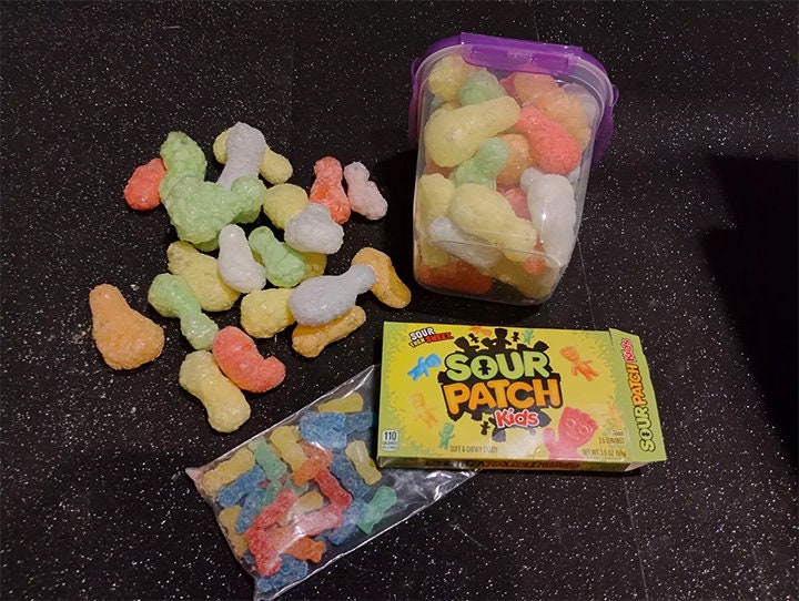 Freeze Dried SOUR PATCH KIDS! All Varieties Jars You Pick Size! 4oz 8oz 16oz Ounces- Jam Packed Full WoN'T FiND ANYWHERe eLSE! Dino-Delites!