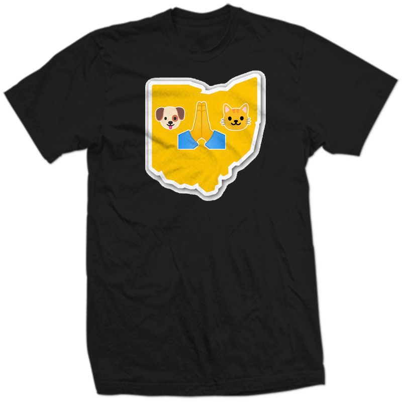 OHIO BiG STaTE PRaYING For PeTS of OHIO Eating Cats Dogs SOCiAL MeDIA EMoJI Funny President Presidential Springfield Political Trump SHIRT